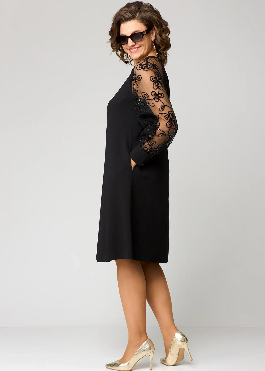 JULIA | EMBROIDERED SLEEVE DRESS