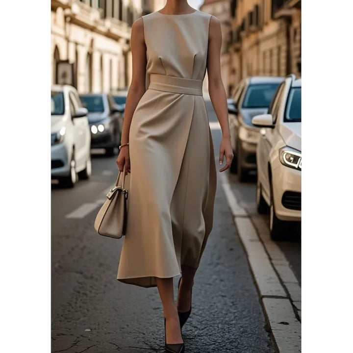 JADWIGA | ELEGANT ROUND-NECK DRESS