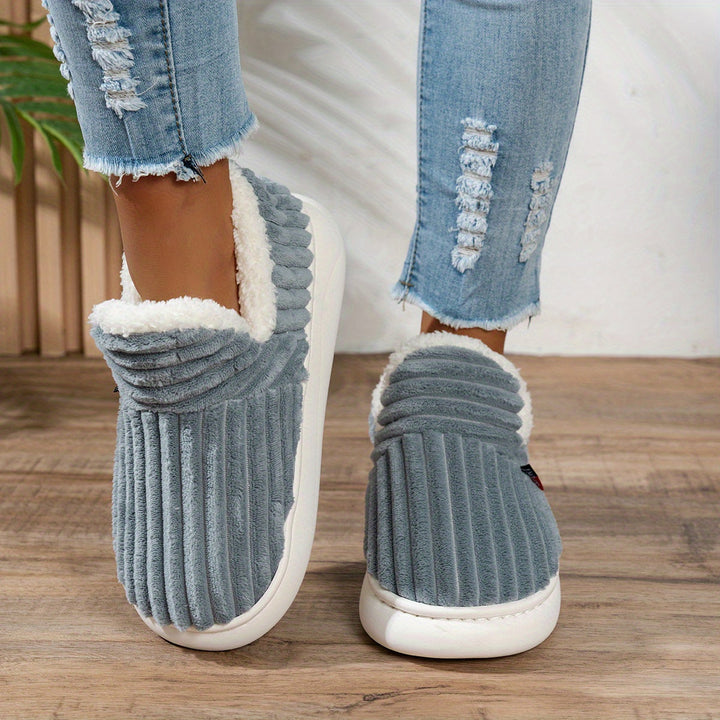 STEPHANIE | COMFORTABLE PLUSH SLIPPERS