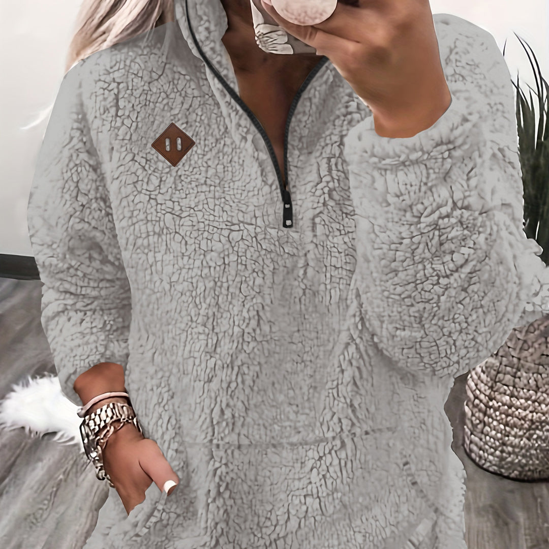 SUSAN | HIGH-NECK ZIP HOODIE